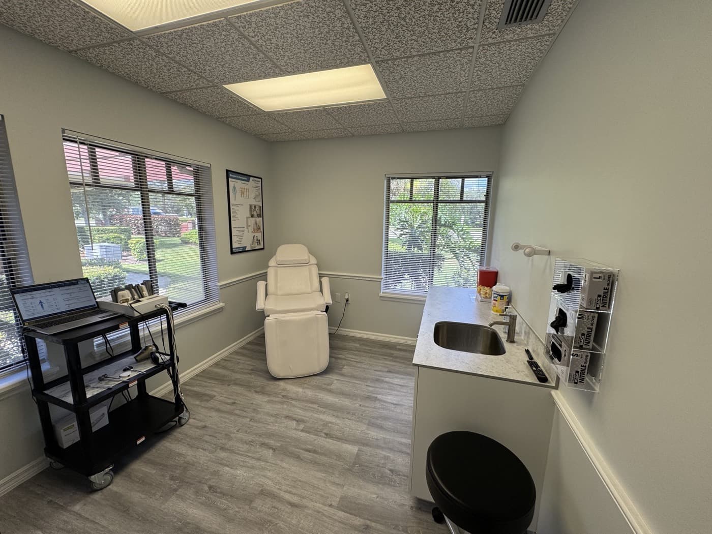 Ormond Spine & Nerve Center patient care